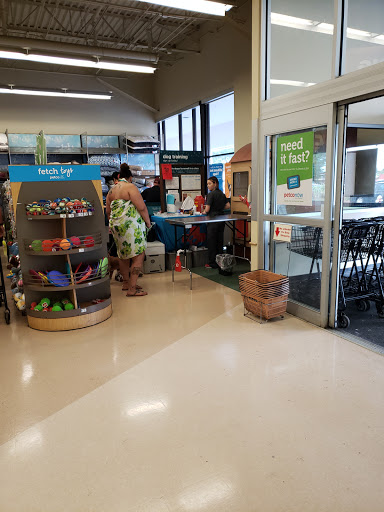 Pet Supply Store «Petco Animal Supplies», reviews and photos, 26 Coliseum Crossing, Hampton, VA 23666, USA