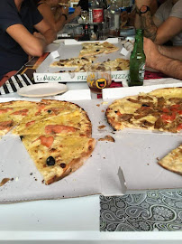 Pizza du Pizzeria Pizza Family à Rousson - n°17