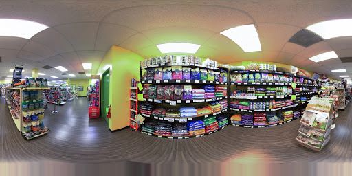 Pet Supply Store «Our Pet World», reviews and photos, 380 Semoran Commerce Pl, Apopka, FL 32703, USA