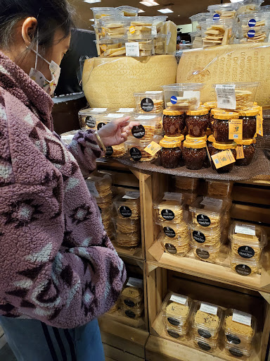 Gourmet Grocery Store «Bristol Farms», reviews and photos, 606 Fair Oaks Ave, South Pasadena, CA 91030, USA