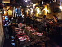 Atmosphère du Restaurant La Petite Savoie à Bordeaux - n°13