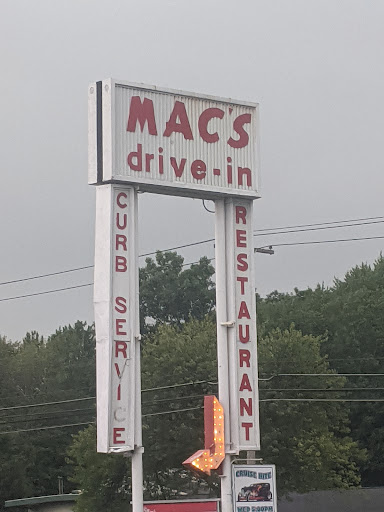Macs Drive-In image 4