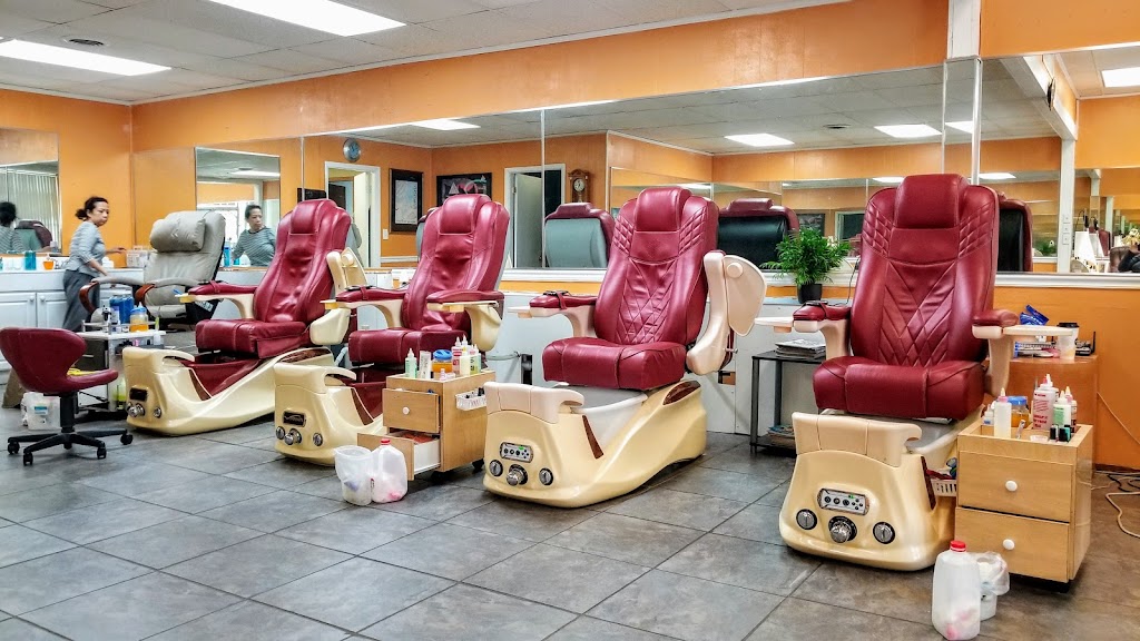 Albertville Nails 35950