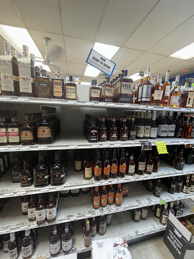 Liquor Store «Stadium Liquor Store», reviews and photos, 319 W 4th St, Covington, KY 41011, USA