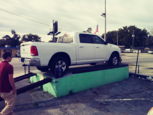 Used Car Dealer «Castle Used Cars Inc.», reviews and photos, 5225 Beach Blvd, Jacksonville, FL 32207, USA