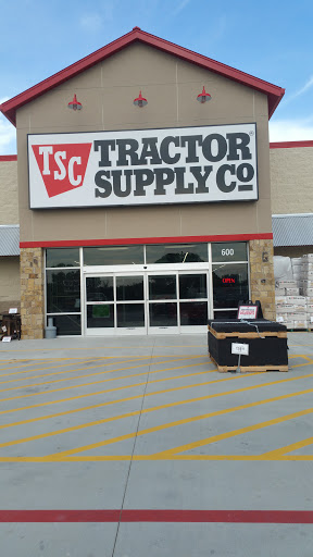 Home Improvement Store «Tractor Supply Co», reviews and photos, 600 S Oklahoma Dr, Celina, TX 75009, USA