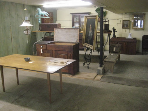 Antique Furniture Store «Hogback Vintage», reviews and photos, 260 Langdell Rd, Johnson, VT 05656, USA
