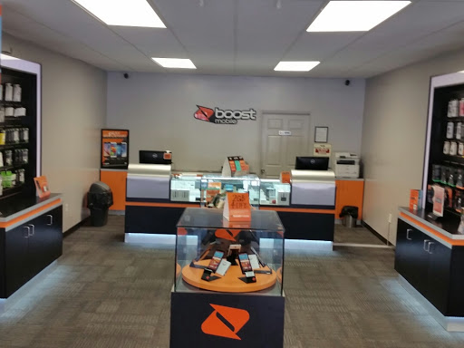 Cell Phone Store «GRECKO CONNEXION (BOOST MOBILE STORE)», reviews and photos, 3757 E 1st St, Los Angeles, CA 90063, USA