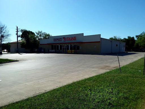 Dollar Store «FAMILY DOLLAR», reviews and photos, 1072 W Farm to Market Rd 78, Schertz, TX 78154, USA