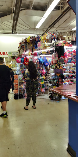 Shopping Mall «Super Mall», reviews and photos, 5220 S Pulaski Rd, Chicago, IL 60632, USA