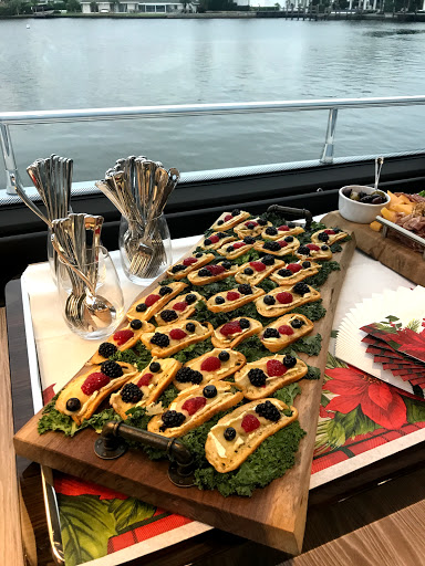 Wine Store «Three60 Market», reviews and photos, 2891 Bayview Dr, Naples, FL 34112, USA