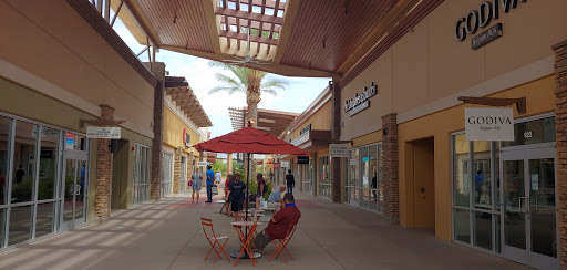 Outlet Store «VF Outlet», reviews and photos, 6401 Marana Center Blvd #213, Tucson, AZ 85742, USA