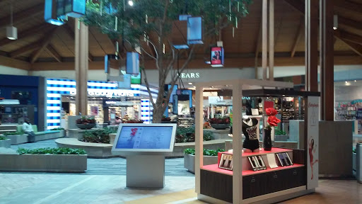 Shopping Mall «Louis Joliet Mall», reviews and photos, 3340 Mall Loop Dr, Joliet, IL 60431, USA