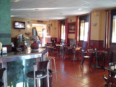 Bar-Churreria El Brillante - C. San Isidro, 49, 14460 Dos Torres, Córdoba, Spain