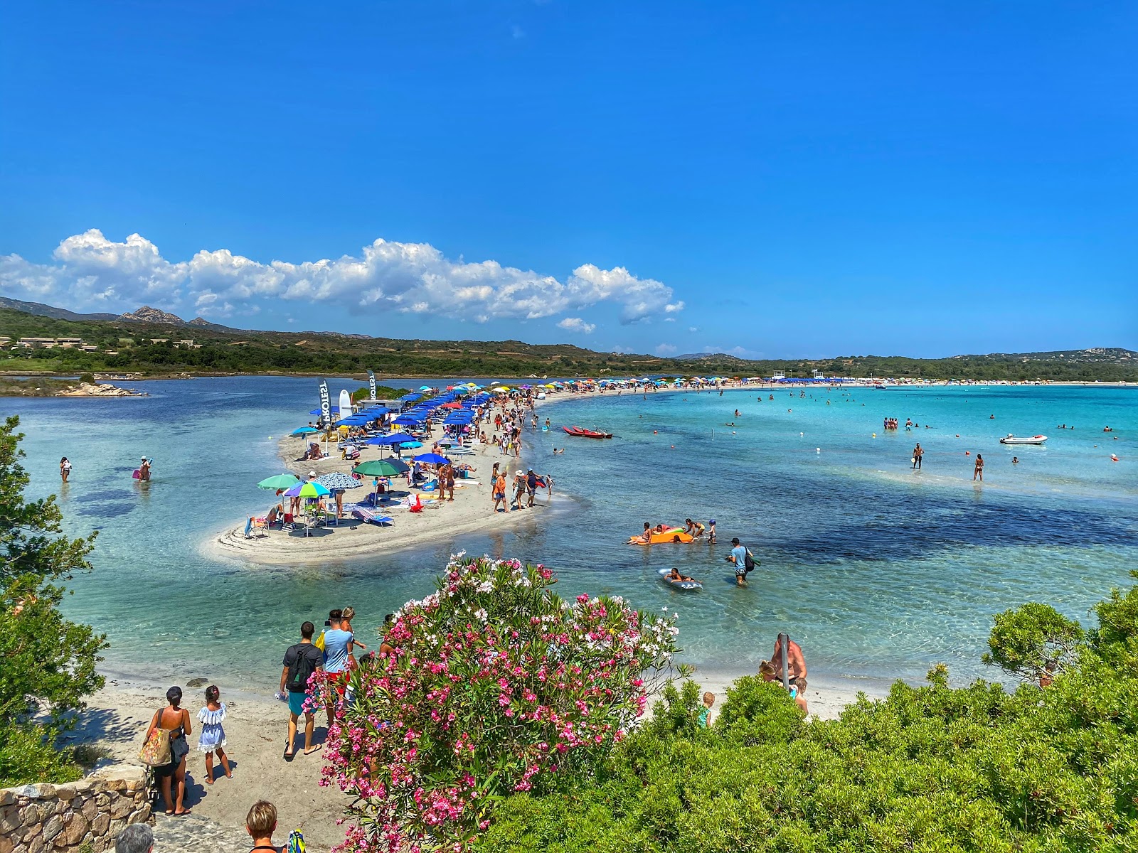 Foto de Playa de Lu Impostu - recomendado para viajeros en familia con niños