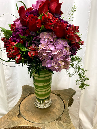 Florist «Roberts Flower Shop», reviews and photos, 423 Castroville Rd, San Antonio, TX 78207, USA