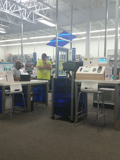 Electronics Store «Best Buy», reviews and photos, 2169 S Telegraph Rd, Bloomfield Hills, MI 48302, USA