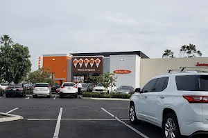 NORMS Restaurant image