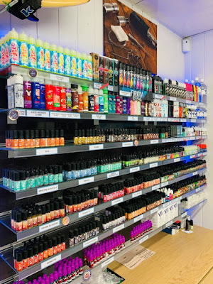YES Store e-cigarette à Angers