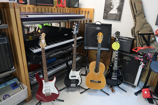 Pawn Shop «Paradise Pawn», reviews and photos, 482 Williamsport Pike, Martinsburg, WV 25404, USA