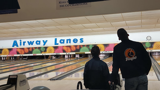 Bowling Alley «Airway Lanes», reviews and photos, 4825 Highland Rd, Waterford Twp, MI 48328, USA