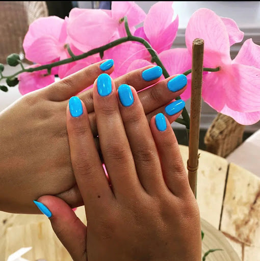 Centro Maderoterapia: Amazonia Belleza Peluquería y Estética Cáceres -  Cáceres - Peluquería, salón de belleza, spa de masaje, centro de bienestar