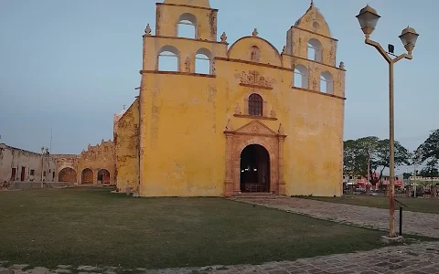 Iglesia Católica Oxkutzcab image