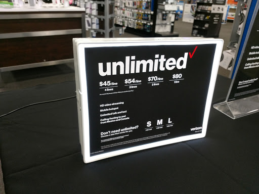 Electronics Store «Best Buy», reviews and photos, 6156 20th St, Vero Beach, FL 32966, USA