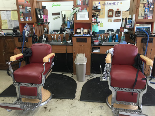 Barber Shop «Esquire Barber Shop», reviews and photos, 114 W College St, Griffin, GA 30223, USA