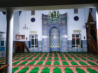 Şeker Cami