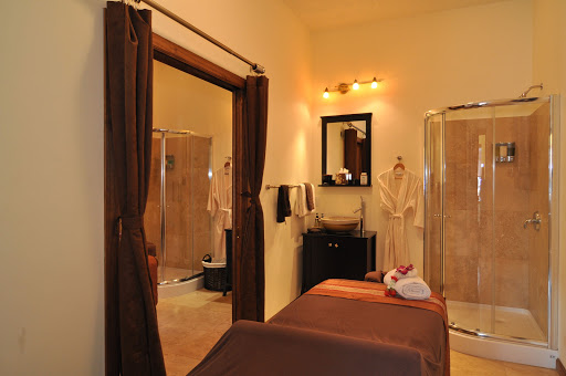 Day Spa «Chi Spa», reviews and photos, 2415 N Dixie Hwy, Wilton Manors, FL 33305, USA