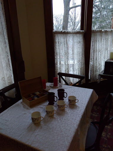 Bed & Breakfast «Chelsea House Victorian Inn», reviews and photos, 118 E Middle St, Chelsea, MI 48118, USA
