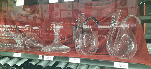 Wine Store «Total Wine & More», reviews and photos, 4370 N Oracle Rd, Tucson, AZ 85705, USA