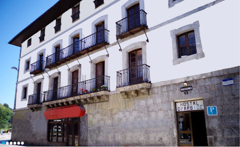 Pensión Oyarbide. Alojamiento en Tolosa Felipe Gorriti Plaza, 1, 20400 Tolosa, Gipuzkoa, España