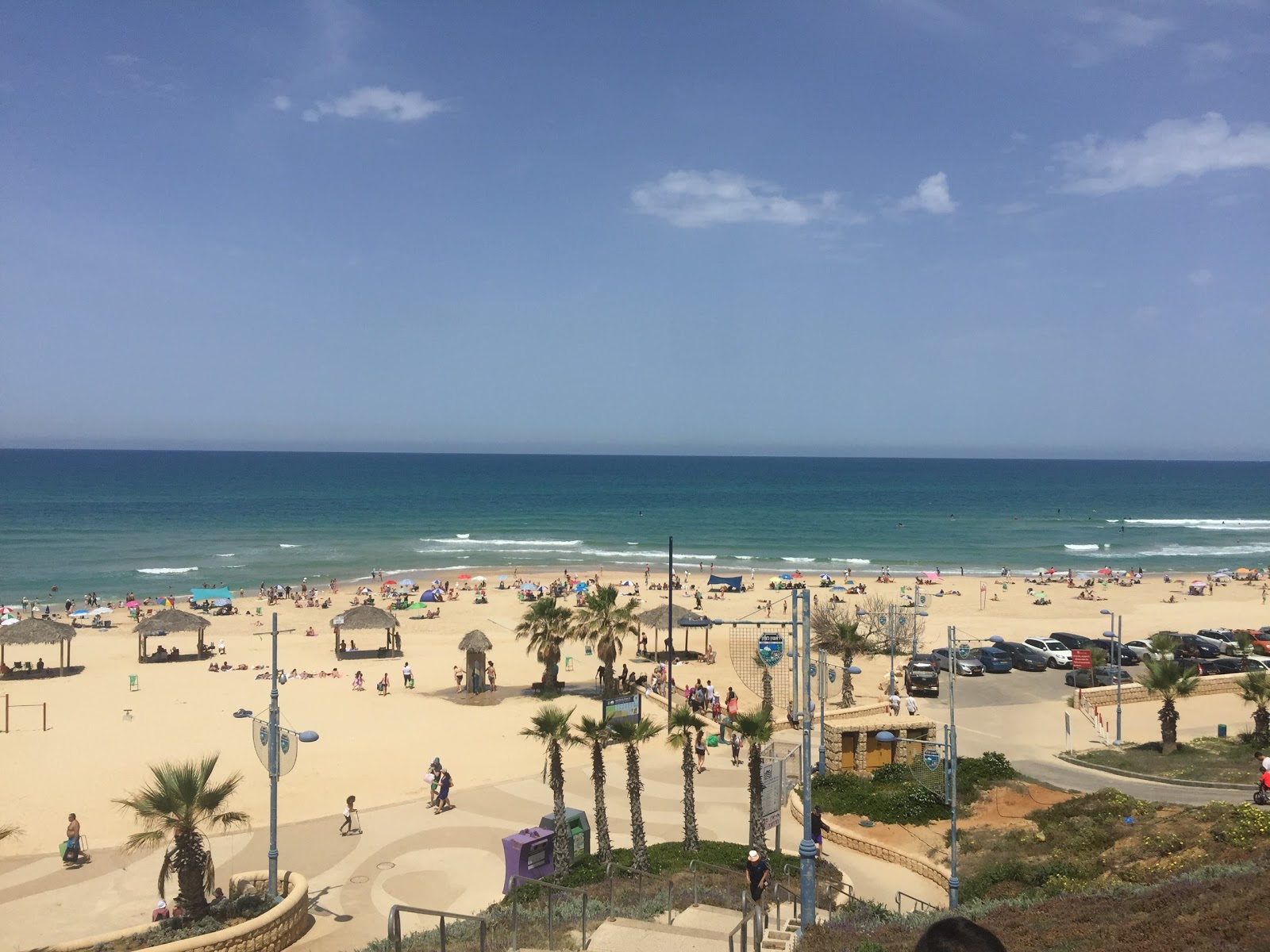 Photo de Palmachim beach avec plage spacieuse