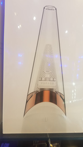 Vaporizer Store «Zee Vapor and Tobacco», reviews and photos, 6325 Dempster St, Morton Grove, IL 60053, USA