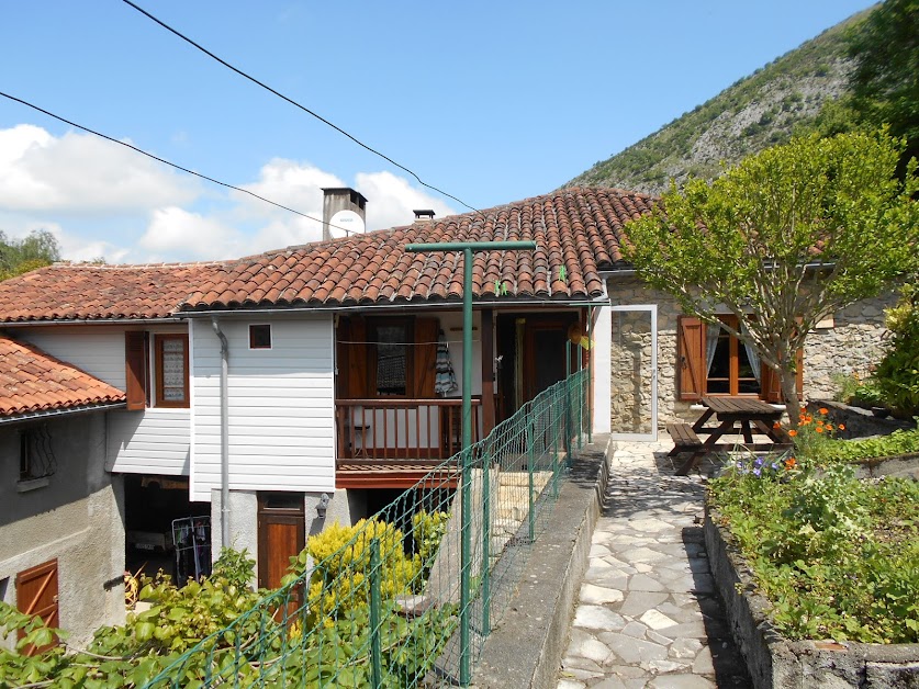 Gîte maison de montagne à Thèbe à Thèbe (Hautes-Pyrénées 65)