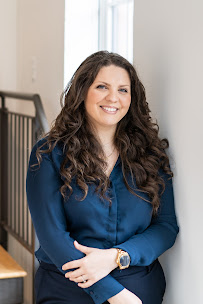 Irena Menisher, Realtor - KW Metro Center - Photo 2 - Car repair in Arlington, VA, Washington