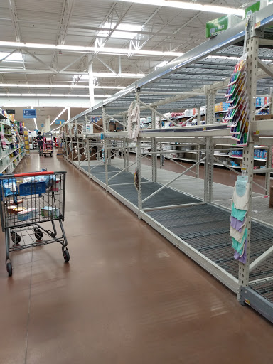 Department Store «Walmart Supercenter», reviews and photos, 5323 E Court St N, Burton, MI 48509, USA