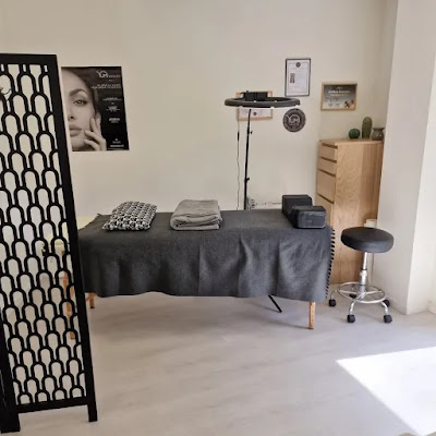 Play Art Prothésiste Ongulaire & Technicienne du Regard À Caen à Caen