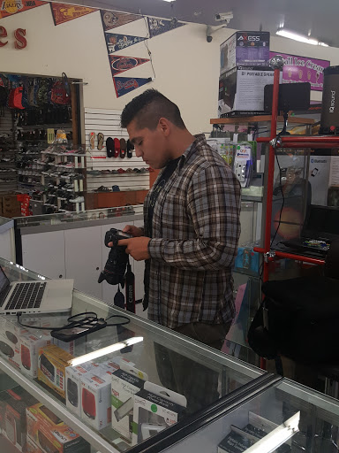 Shopping Mall «El Monte Mall», reviews and photos, 10933 Valley Mall #200, El Monte, CA 91731, USA