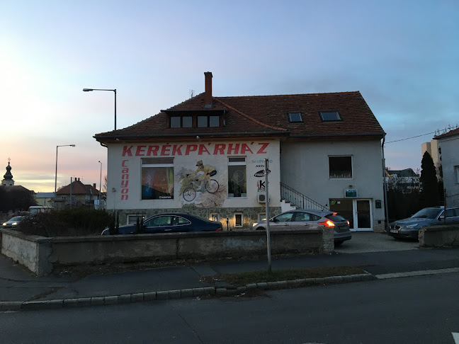 Canyon Kerékpárház