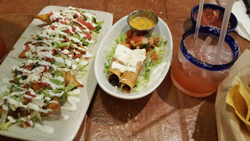 Mexican Restaurant «On The Border Mexican Grill & Cantina», reviews and photos, 4301 S Broadway Ave, Tyler, TX 75703, USA