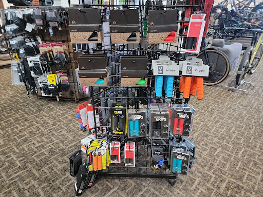 Bicycle Store «Jenson USA Bicycles», reviews and photos, 2410 Wardlow Rd, Corona, CA 92880, USA