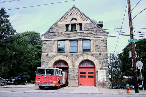 Philadelphia Fire Department - Engine 37