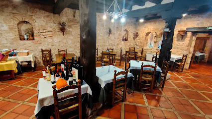 Comidas Restaurante Posada del Medievo - C. San Miguel, 4, 40554 Maderuelo, Segovia, Spain