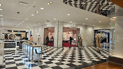 Apple South Coast Plaza image