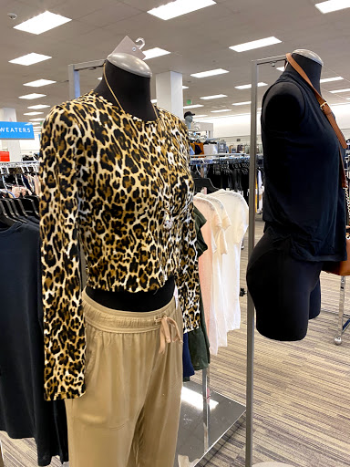 Department Store «Nordstrom Rack Perimeter Expo», reviews and photos, 1201 Hammond Dr NE, Dunwoody, GA 30346, USA