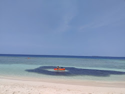 Gunbaru Beach'in fotoğrafı ve yerleşim