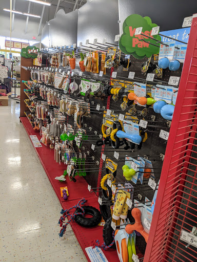 Pet Supply Store «Petco Animal Supplies», reviews and photos, 92 Cluff Crossing Rd, Salem, NH 03079, USA